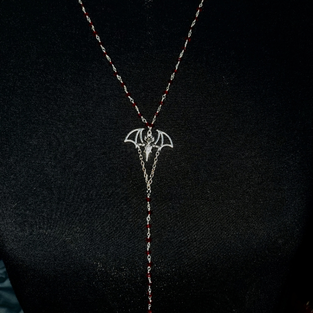 NWT, GOTHIC ROSARY. - Picture 2 of 5